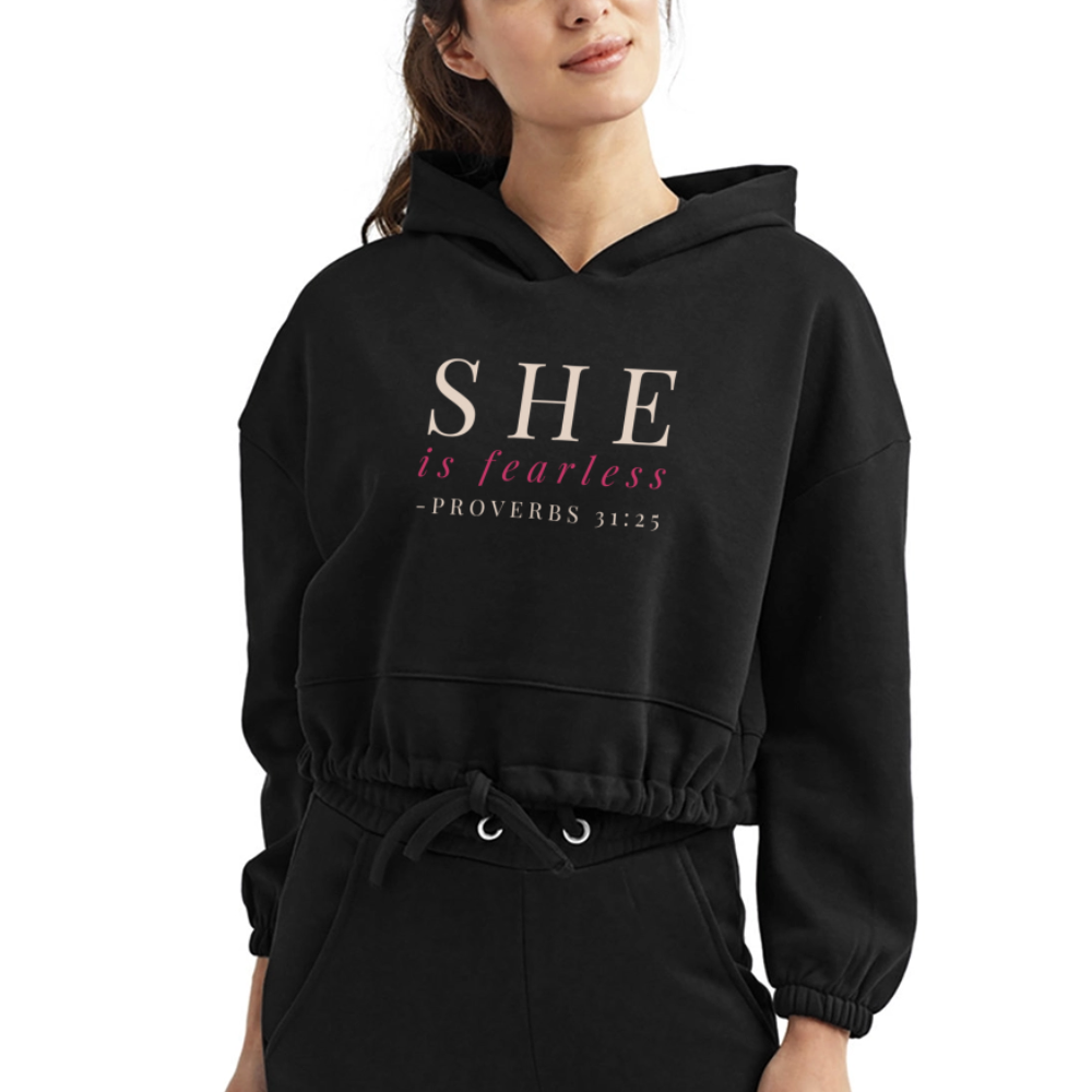 She Is Fearless Women’s Cropped Hoodie - black