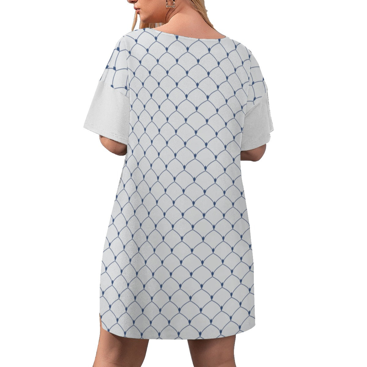 Blue & White Pattern Women's Drop-Shoulder T-Shirt with Side Split and Shorts (Plus Size)