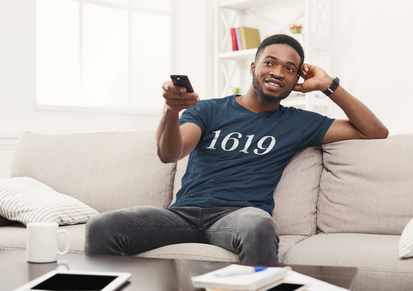 1619 - Know Your History Men's V-Neck